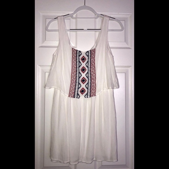 City Triangles Dresses & Skirts - White Dress, Red & Blue Design! 🇺🇸